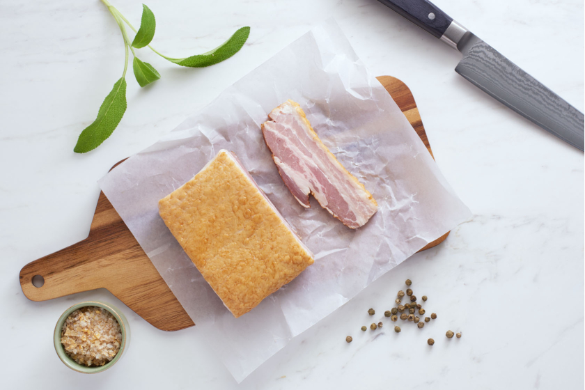 Helt stykke kologisk Trsaltet Bacon af Poppelgris, 300g